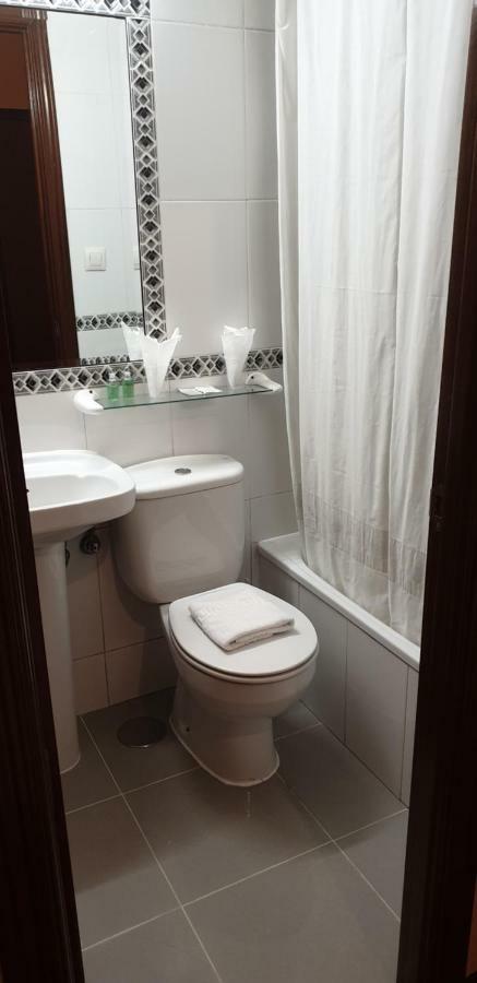 Quarto Individual Econômico
